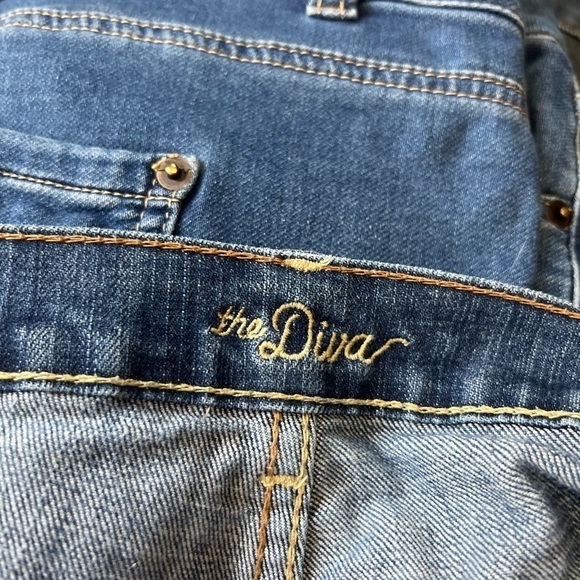 Old Navy Diva Jeans Size 16-long - Picture 6 of 6